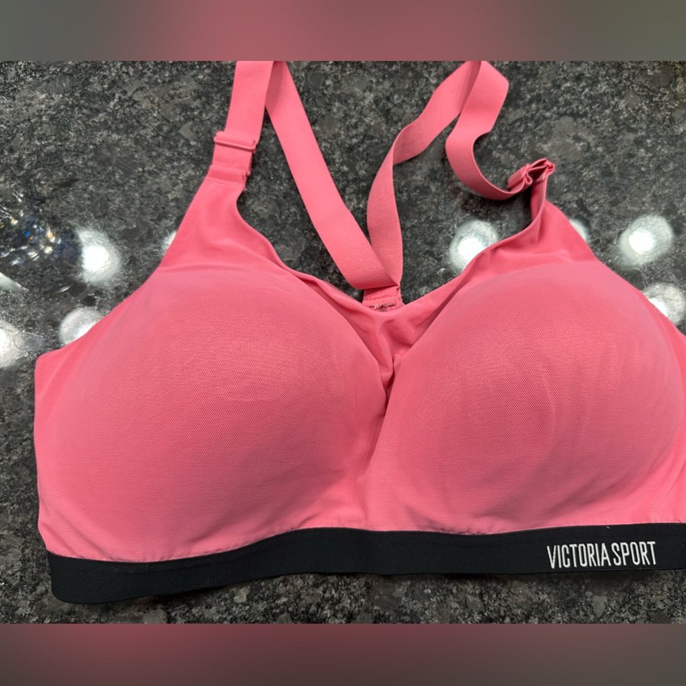 Victoria secret sports bra